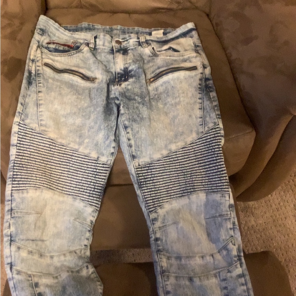 Akademiks Blue Jeans